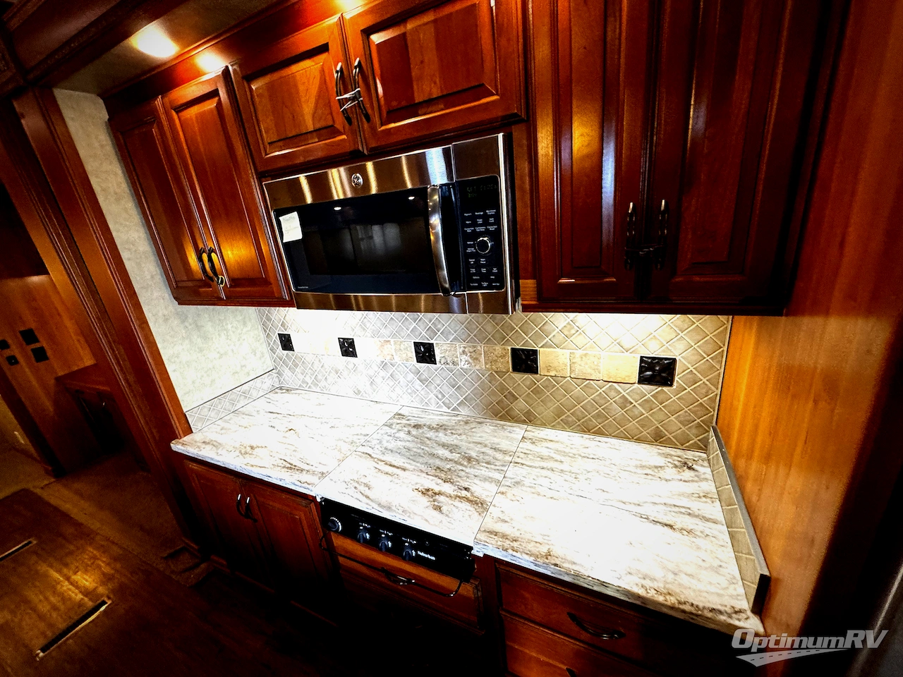 2015 DRV Luxury Suites Mobile Suites 41RSSB4 Photo 6