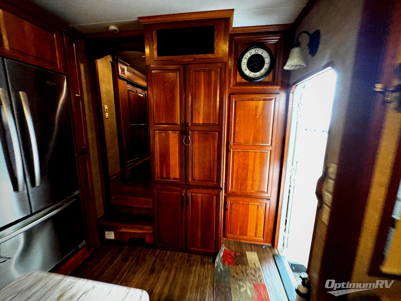 2015 DRV Luxury Suites Mobile Suites 41RSSB4 Photo 14