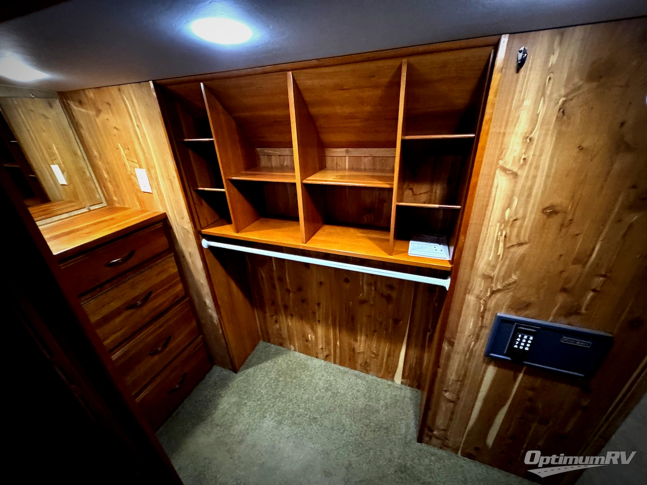 2015 DRV Luxury Suites Mobile Suites 41RSSB4 Photo 20
