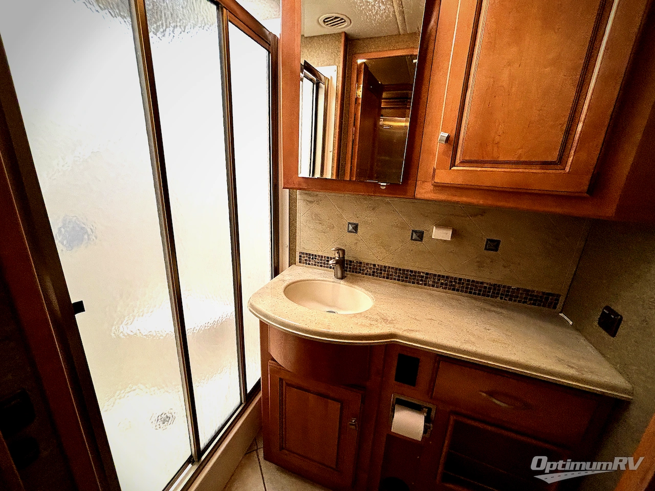 2015 Itasca Meridian 36M Photo 14