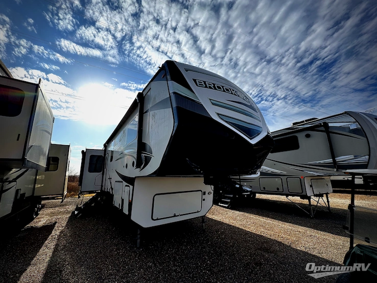 2022 Coachmen Brookstone 398MBL RV Photo 1