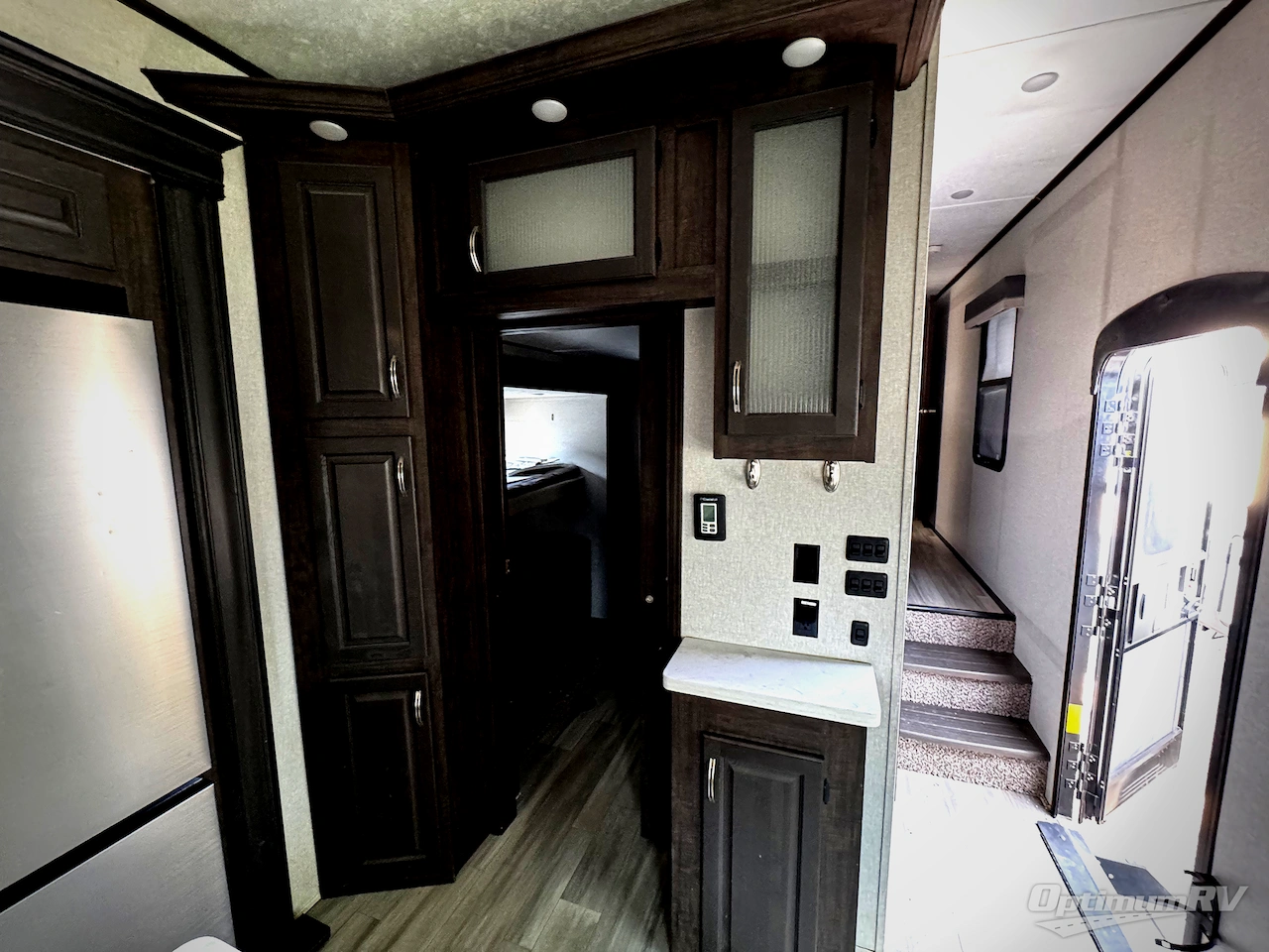 2022 Coachmen Brookstone 398MBL Photo 7