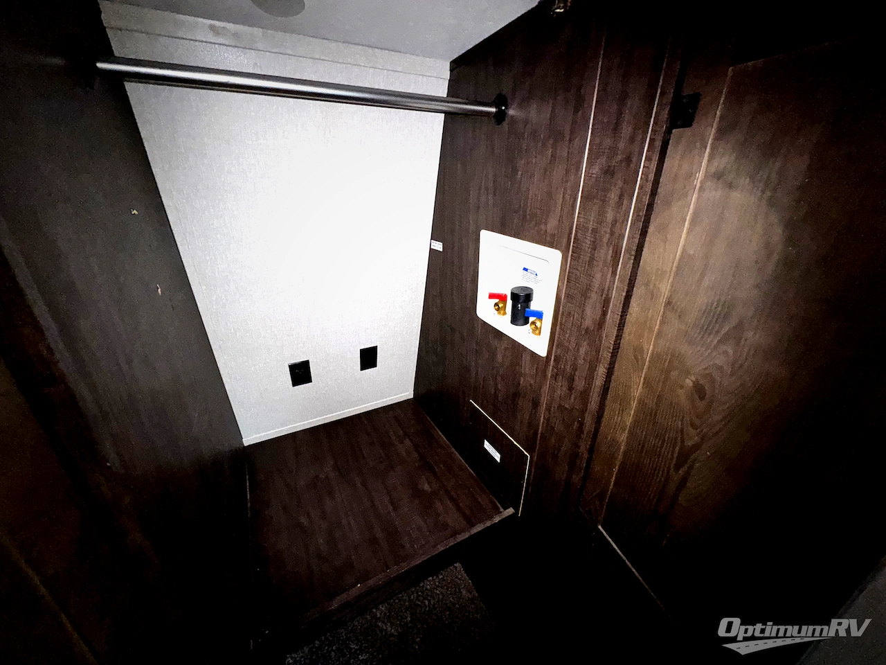 2022 Coachmen Brookstone 398MBL Photo 17