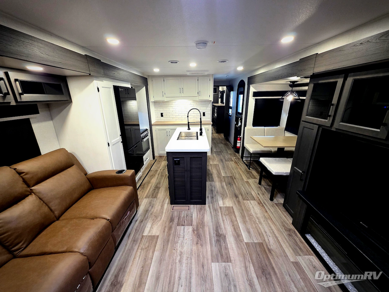 2026 Venture SportTrek Touring Edition STT343VIB Photo 3