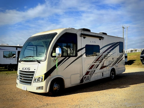 2022 Thor Axis 24.3 RV Photo 4