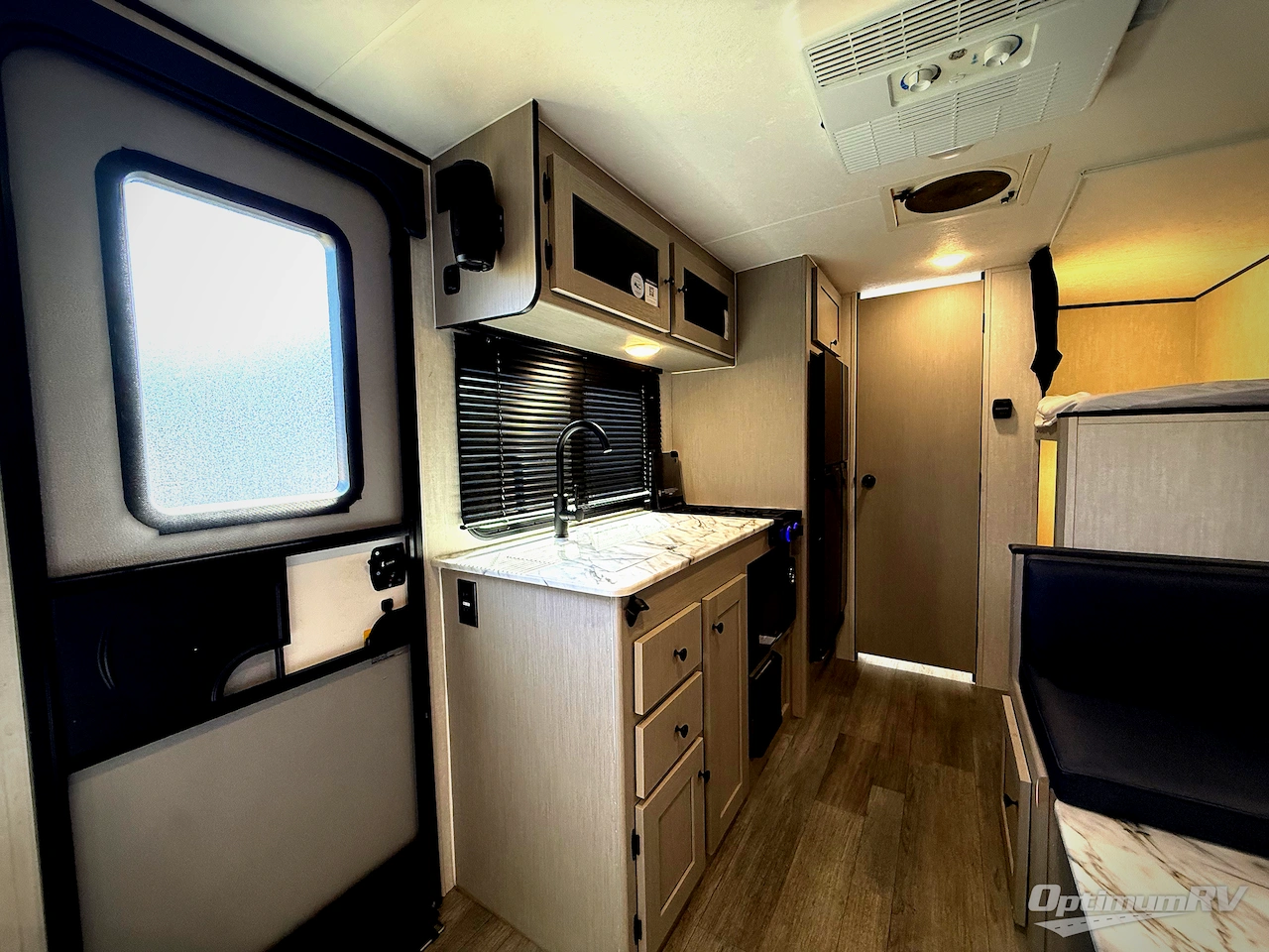 2025 Coachmen Apex Nano 185BH Photo 9
