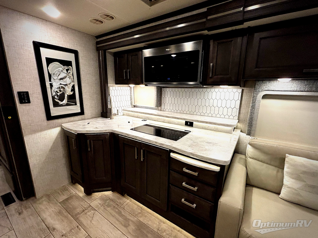 2023 Thor Aria 4000 Photo 14