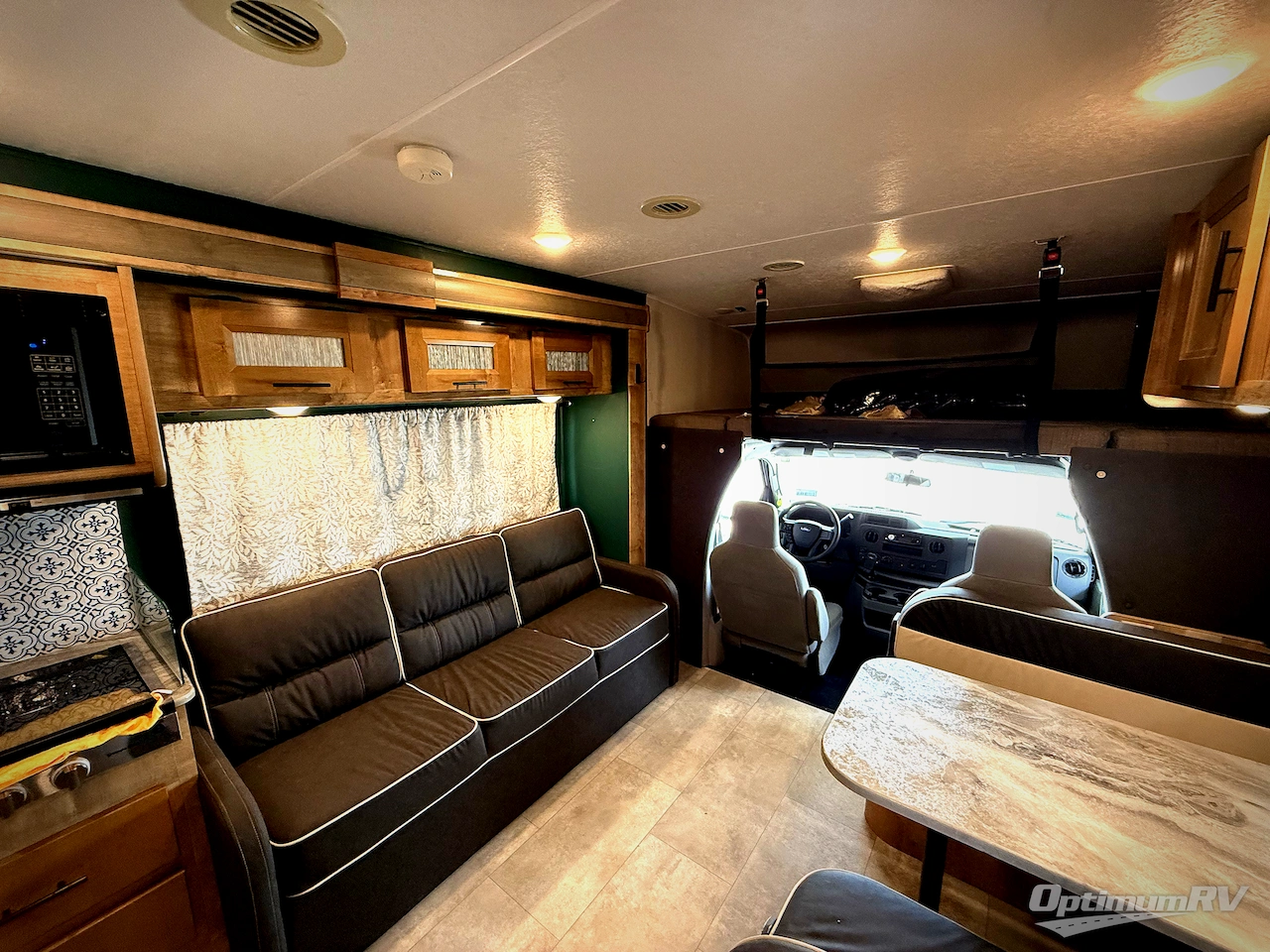 2021 Coachmen Leprechaun 300BH Ford 450 Photo 4