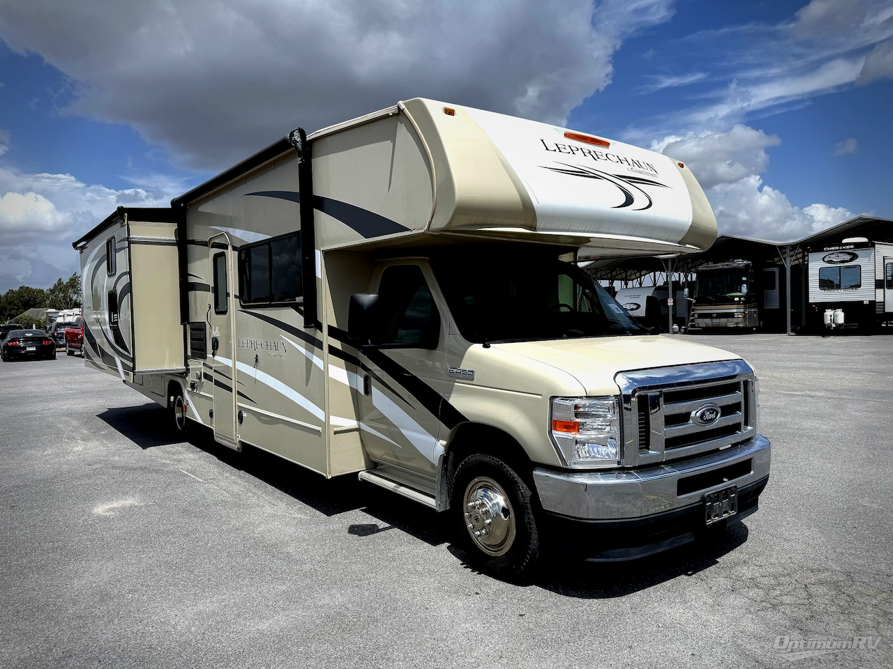 2021 Coachmen Leprechaun 300BH Ford 450 Photo 1