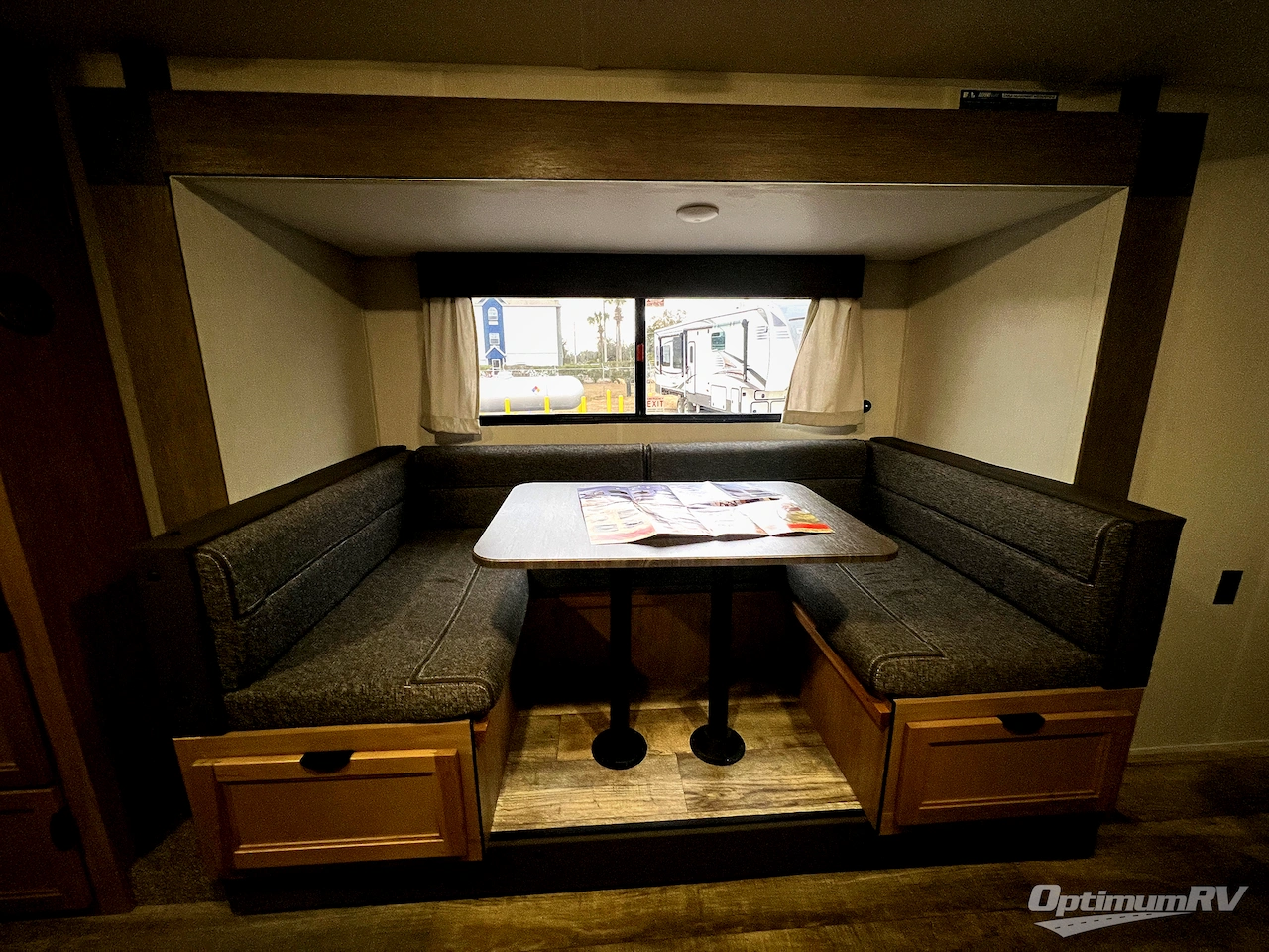 2024 Forest River Cherokee Grey Wolf 23DBH Photo 7