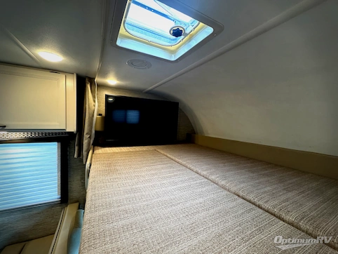 2023 Thor Four Winds 28A RV Photo 2