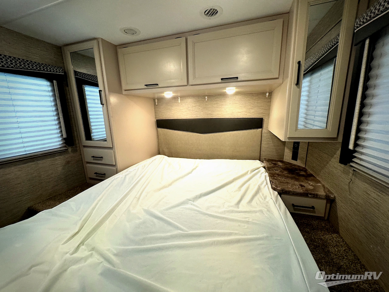 2023 Thor Four Winds 28A Photo 24