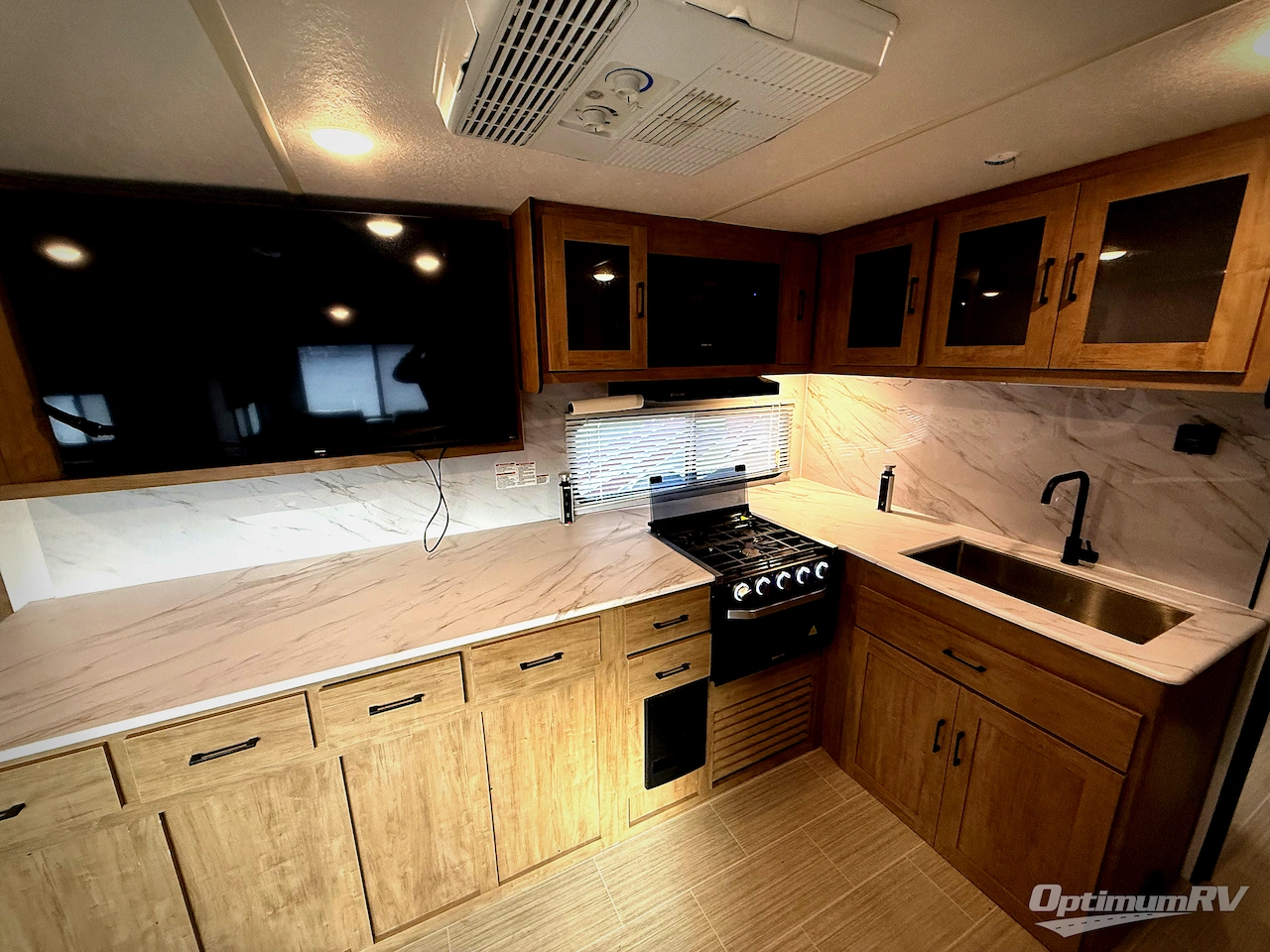 2024 Coachmen Freedom Express Ultra Lite 298FDS Photo 13