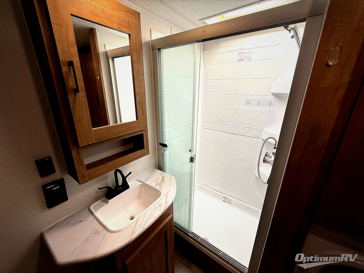 2024 Coachmen Freedom Express Ultra Lite 298FDS Photo 18