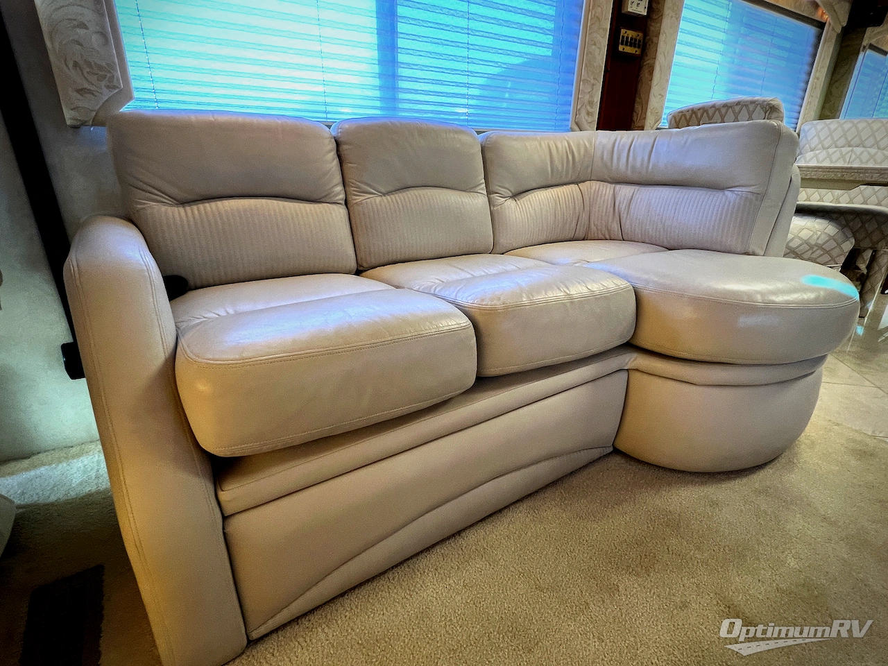 2001 American Coach American Eagle 40EQS Photo 14