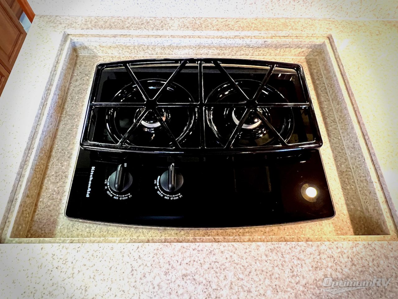 2001 American Coach American Eagle 40EQS Photo 32