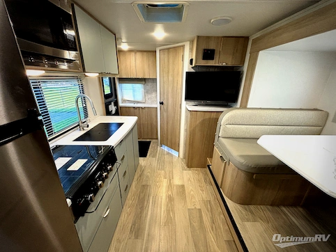 2024 Winnebago Towables Micro Minnie 1821FB RV Photo 2