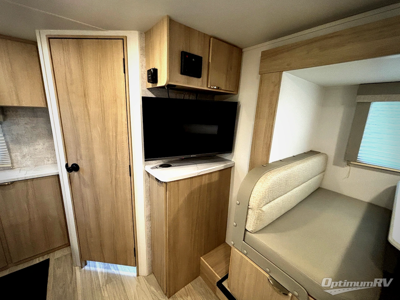 2024 Winnebago Towables Micro Minnie 1821FB Photo 10
