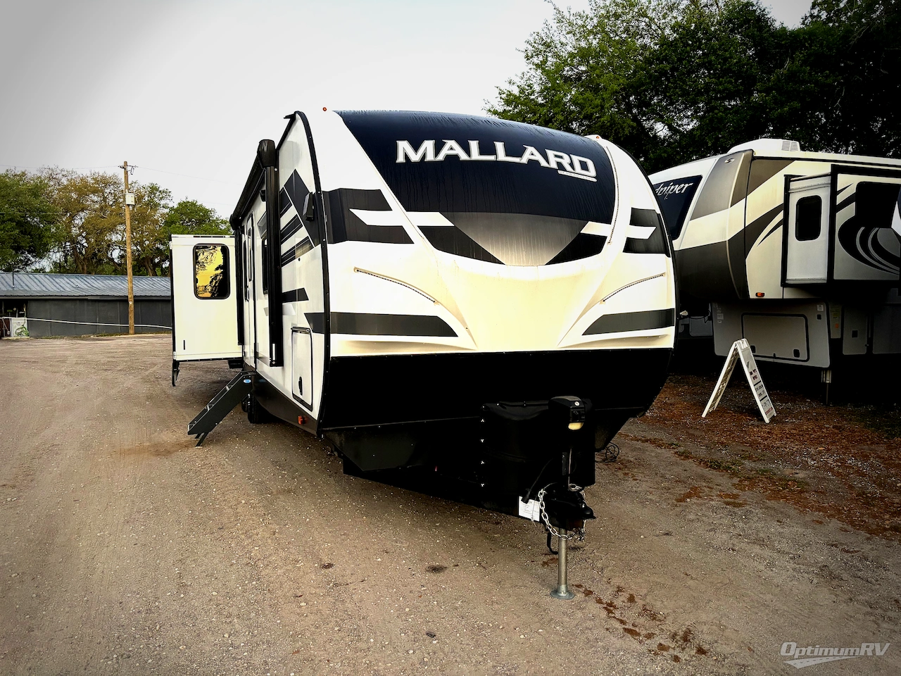 2021 Heartland Mallard 335 Photo 1