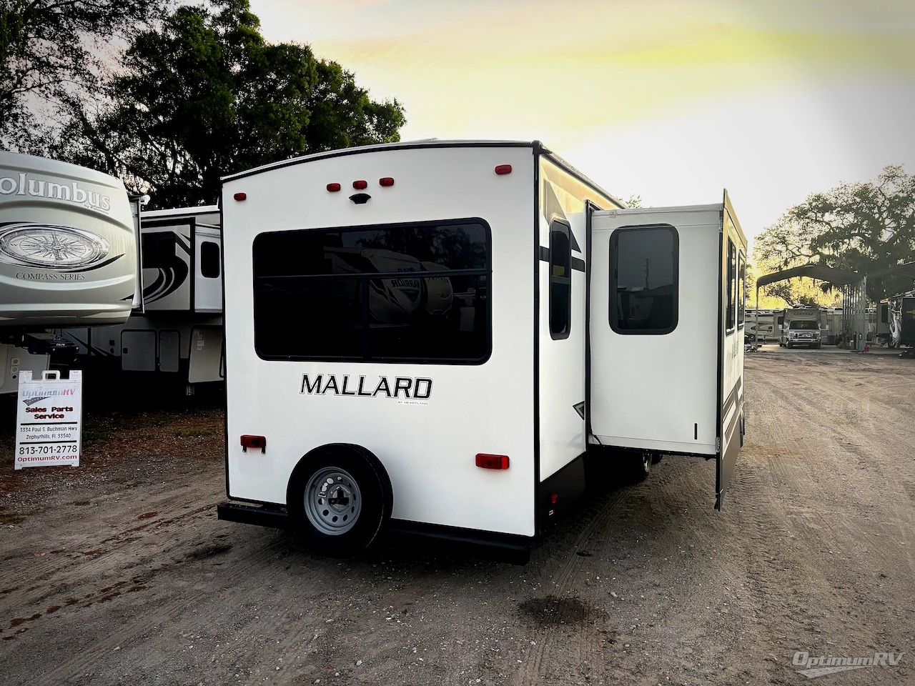 2021 Heartland Mallard 335 Photo 2