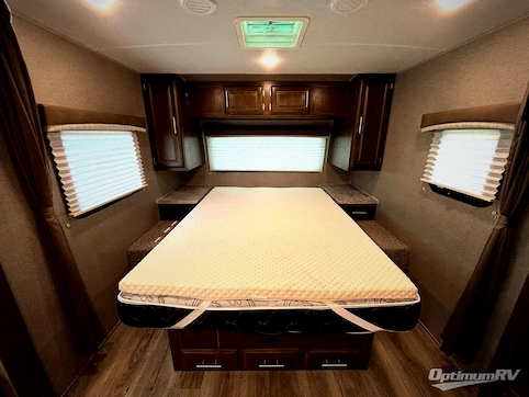 2021 Forest River Flagstaff Micro Lite 22FBS RV Photo 3