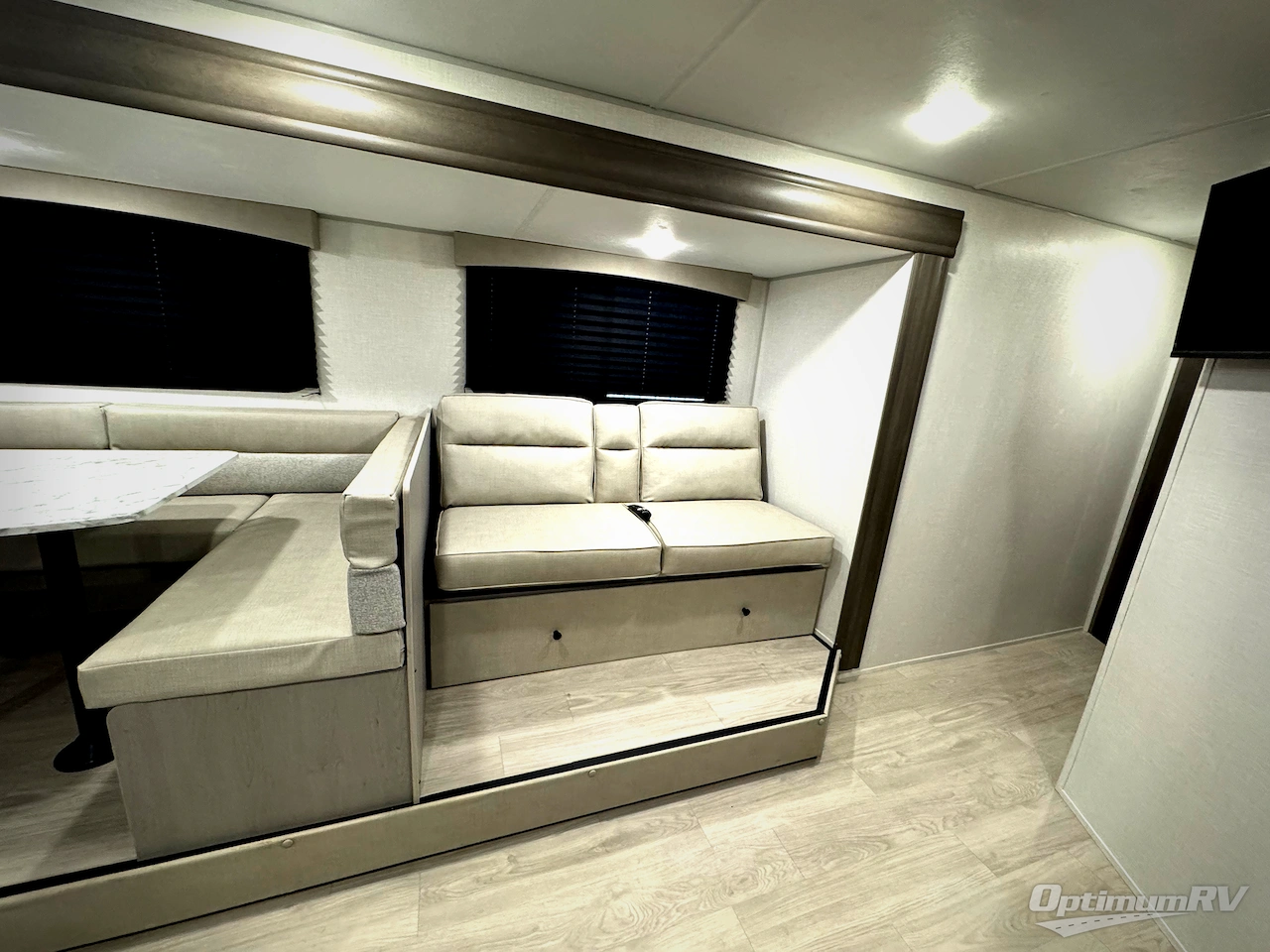 2026 Coachmen Clipper 6K Series 292TB Photo 8