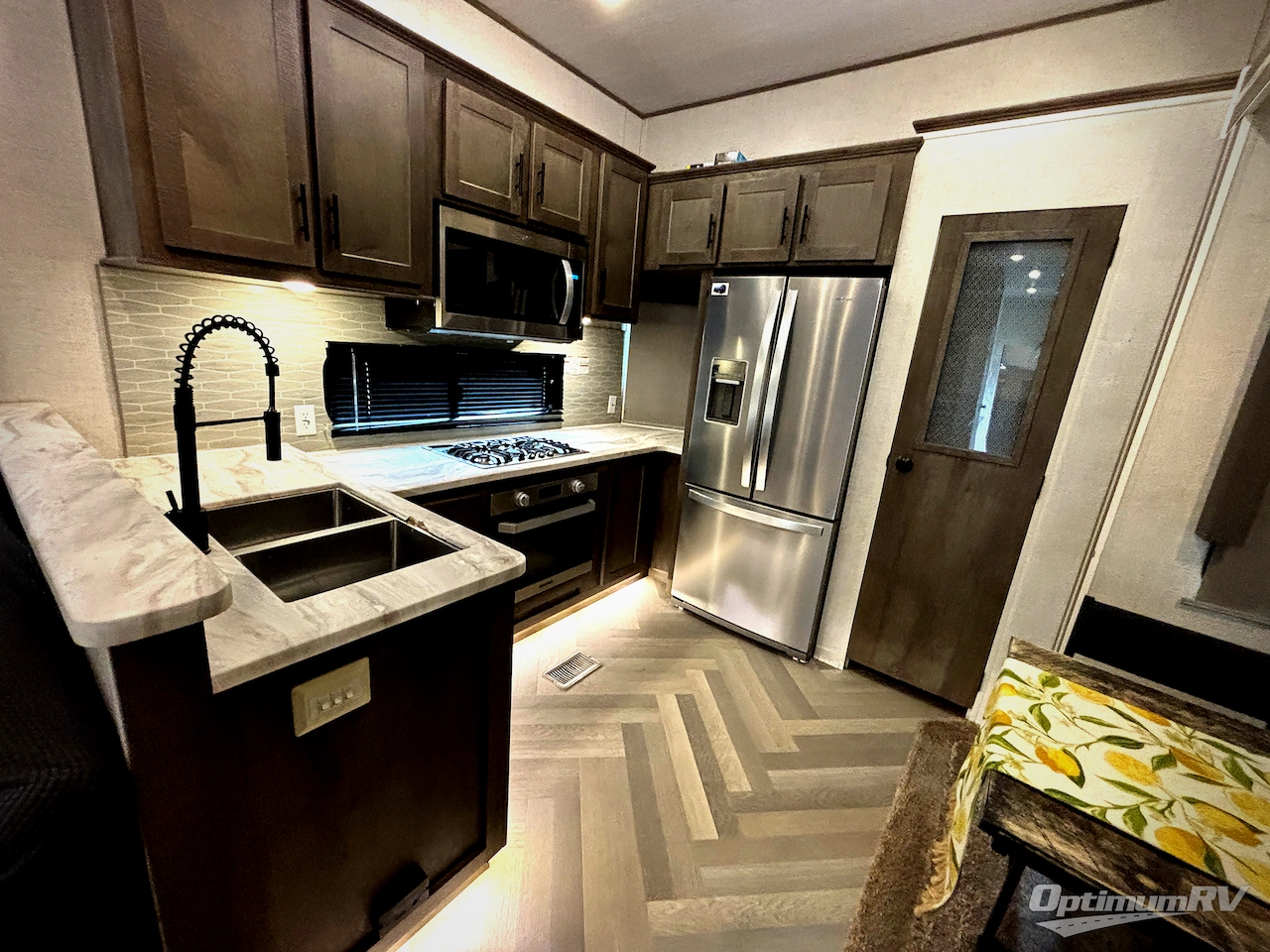 2021 Forest River Salem Grand Villa 42FK Photo 6