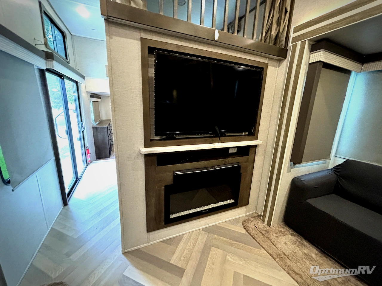 2021 Forest River Salem Grand Villa 42FK Photo 14