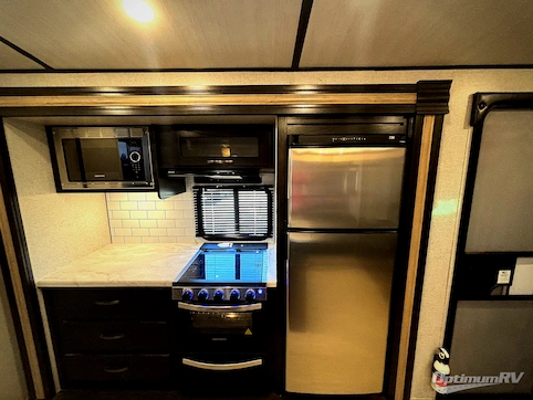 2021 Forest River Surveyor Luxury 266RLDS RV Photo 3