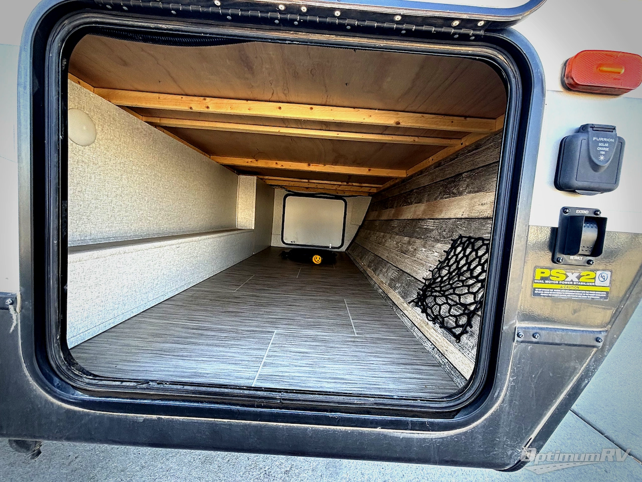 2021 Forest River Surveyor Luxury 266RLDS Photo 12