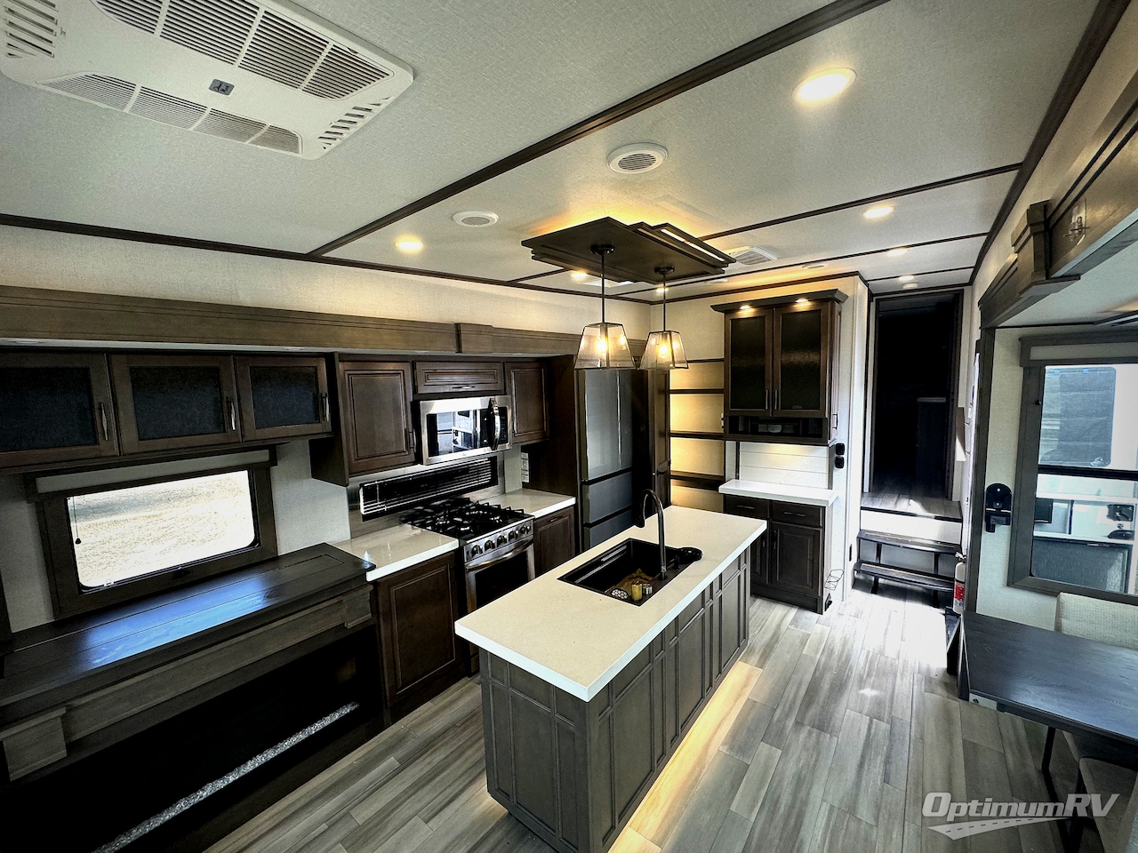 2024 Grand Design Solitude 310GK Photo 5