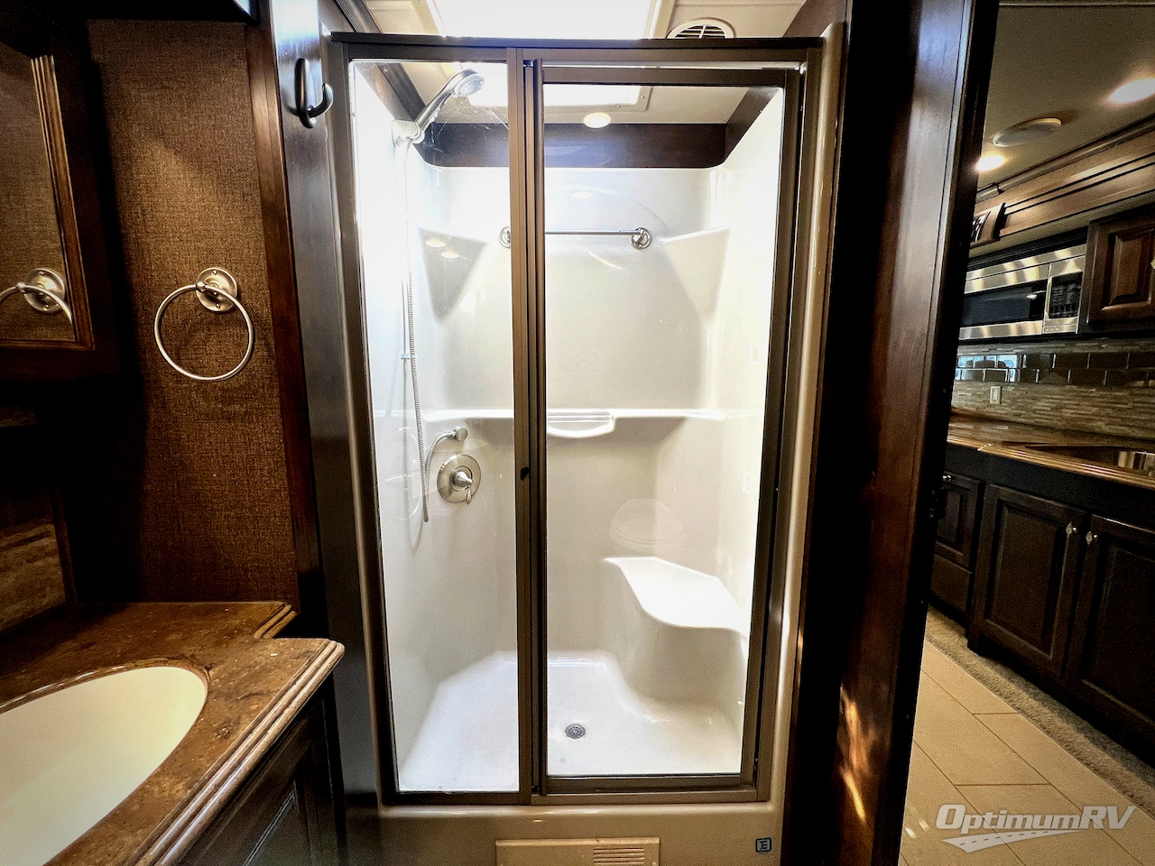 2016 Tiffin Phaeton 40AH Photo 24