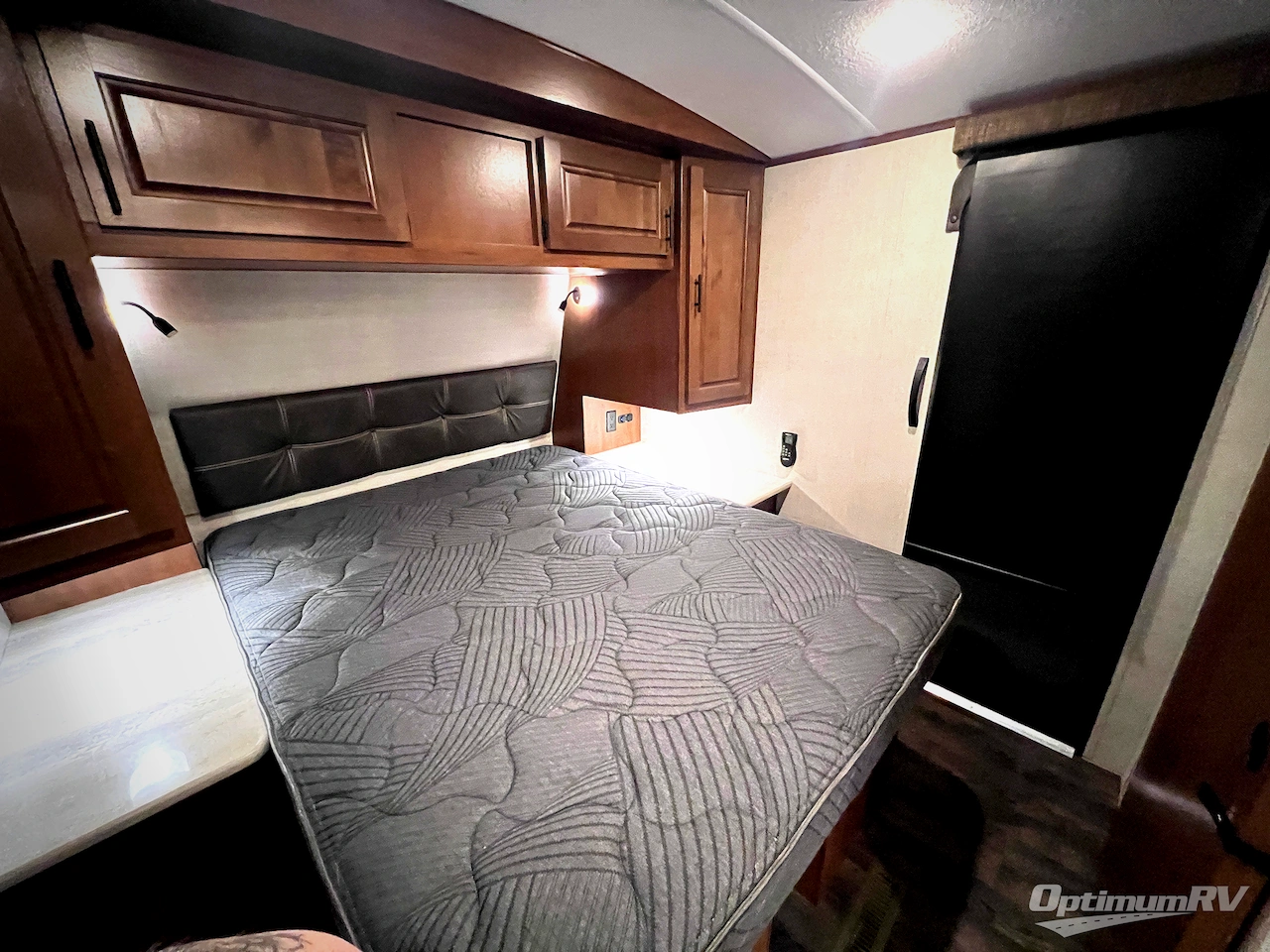 2024 Outdoors RV Timber Ridge Titanium Series 28BKS Photo 6