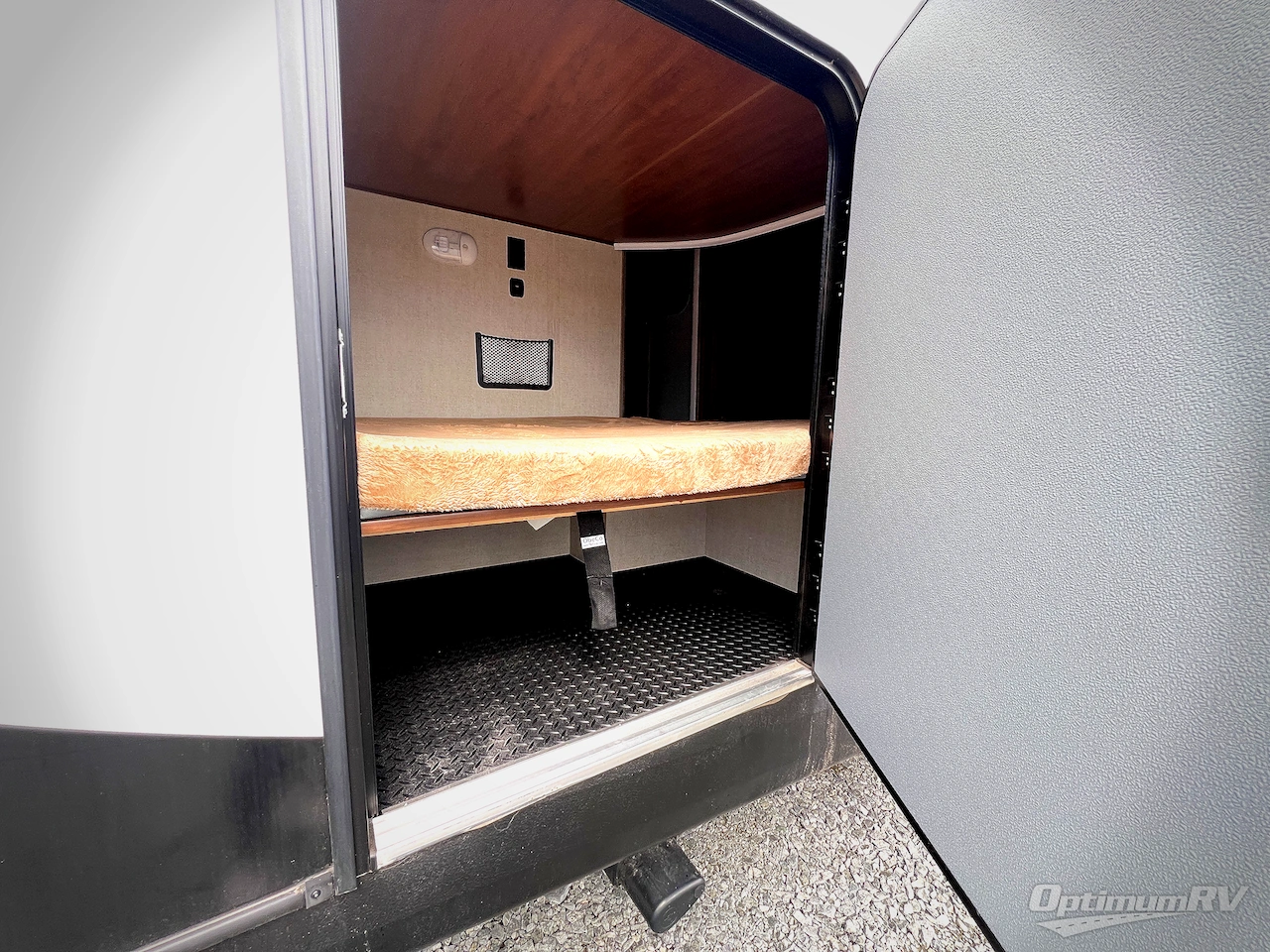 2024 Outdoors RV Timber Ridge Titanium Series 28BKS Photo 10
