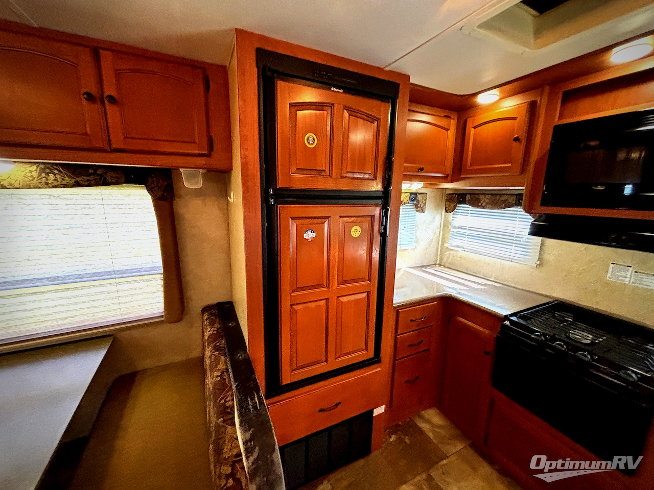 2013 Gulf Stream Streamlite XLT 27RKS Champagne Series Photo 14