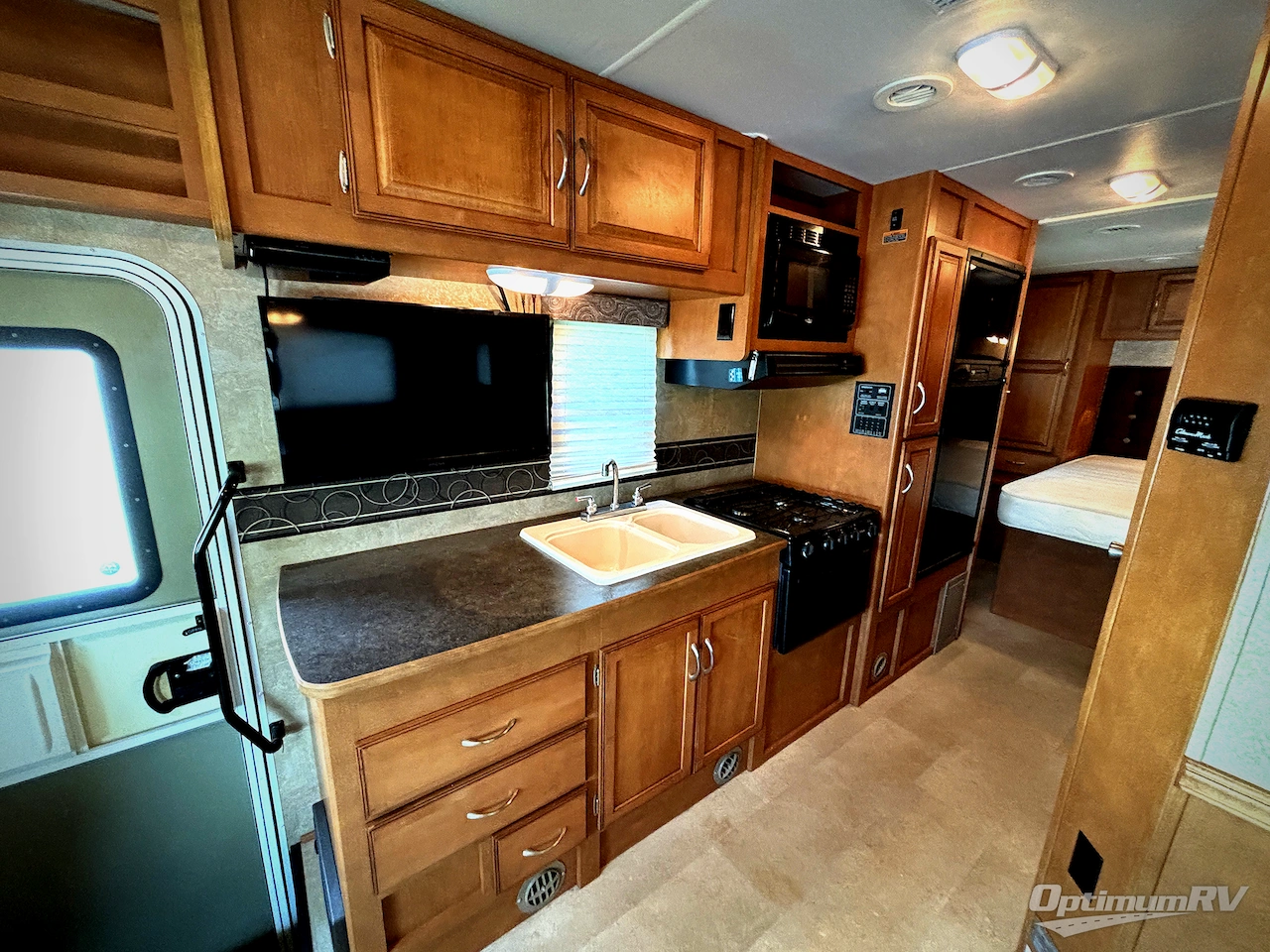 2015 Itasca Spirit 27Q Photo 6