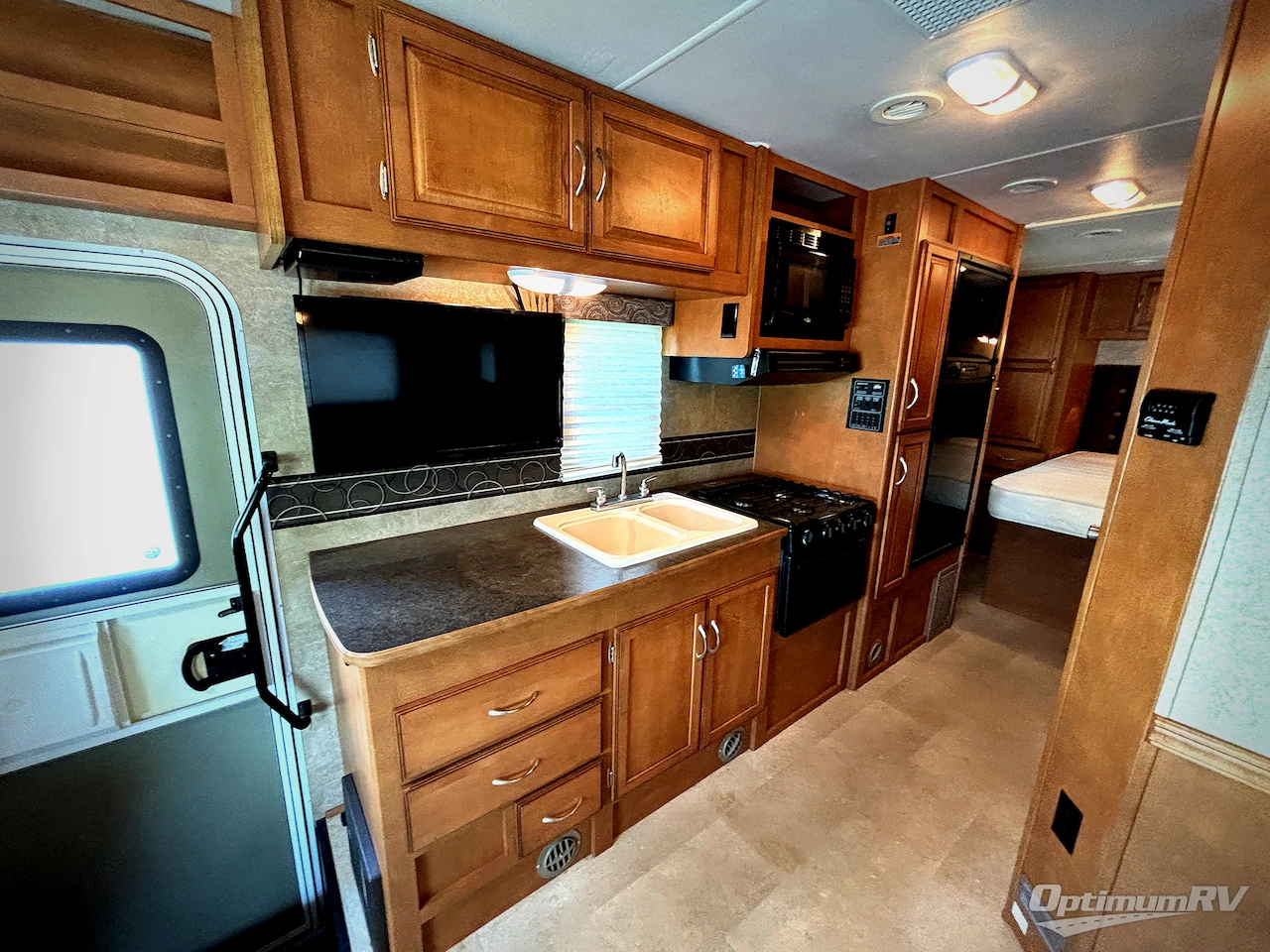 2015 Itasca Spirit 27Q Photo 12
