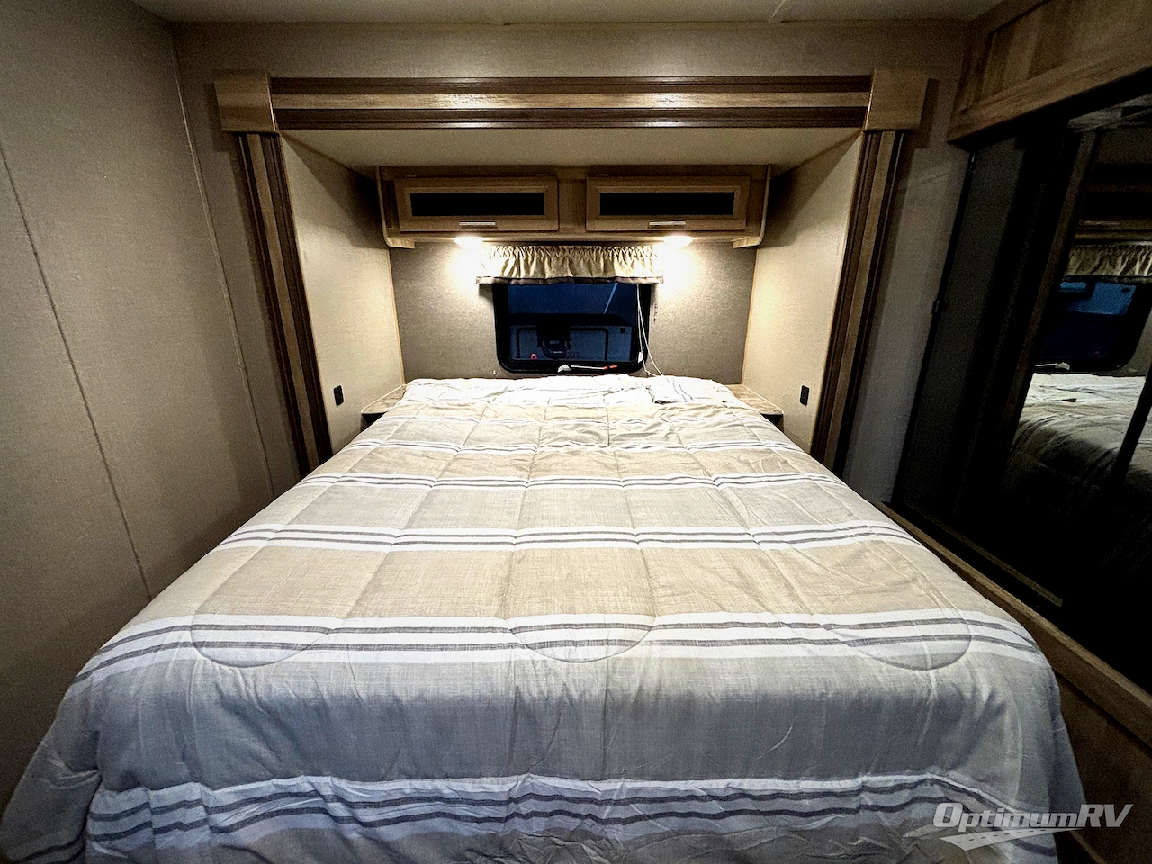 2021 Coachmen Catalina Legacy 303 RKDS Photo 6