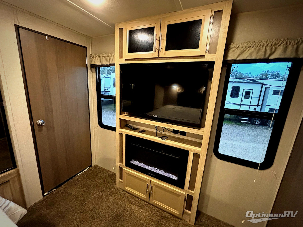 2021 Coachmen Catalina Legacy 303 RKDS Photo 7