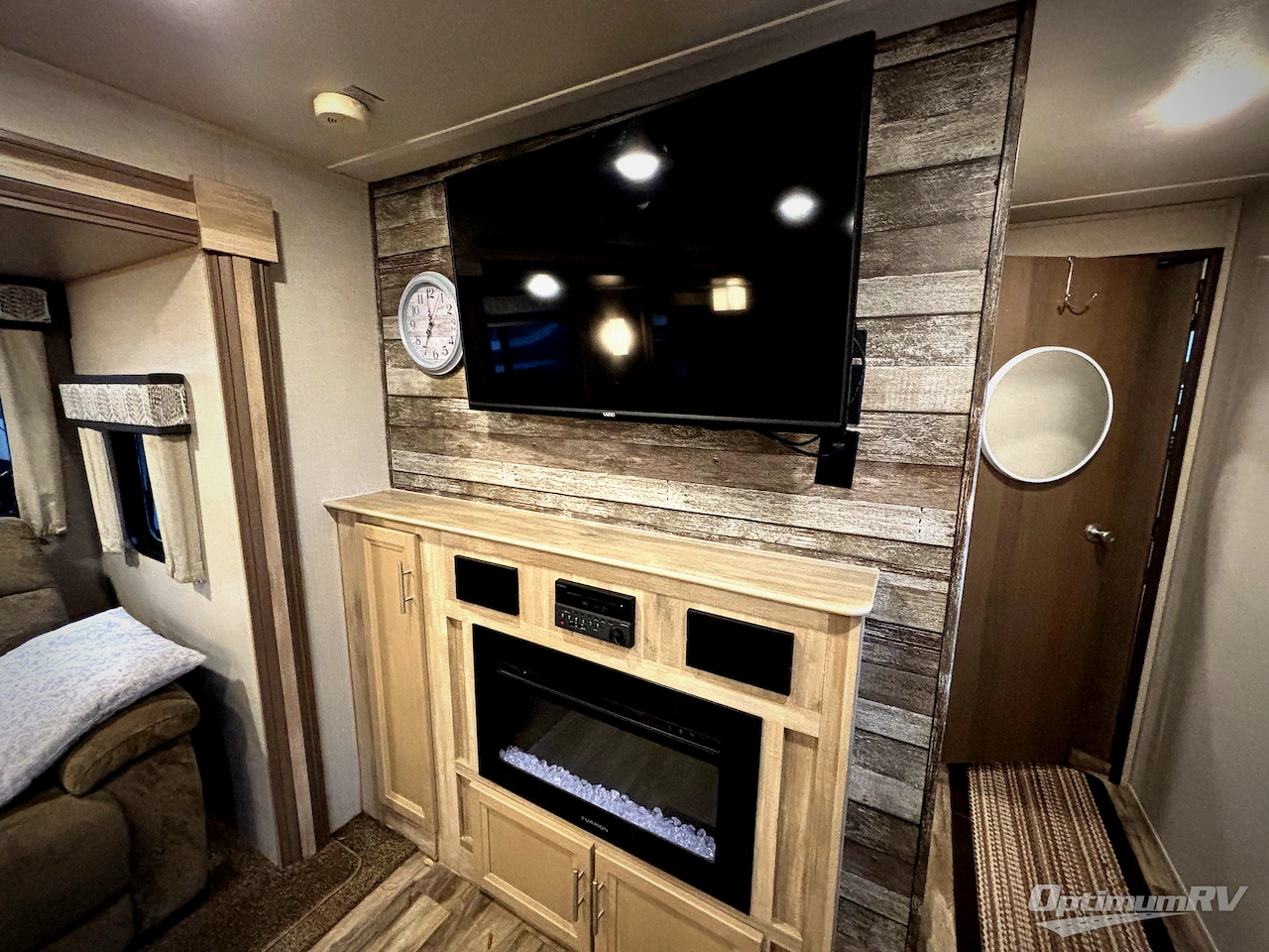 2021 Coachmen Catalina Legacy 303 RKDS Photo 10