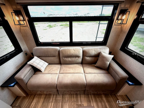 2024 Jayco Pinnacle 37MDQS RV Photo 2