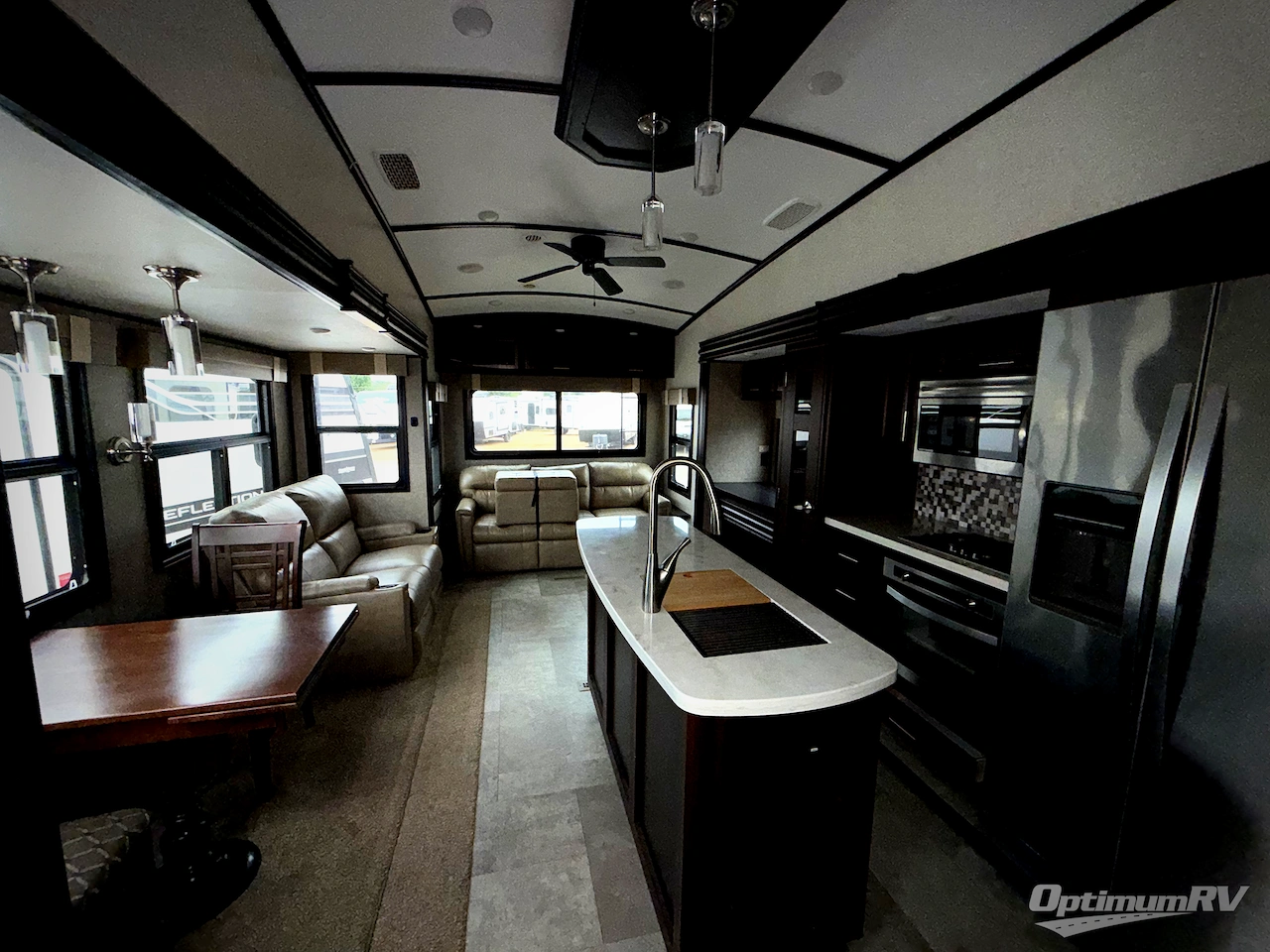 2018 Jayco North Point 315RLTS Photo 6