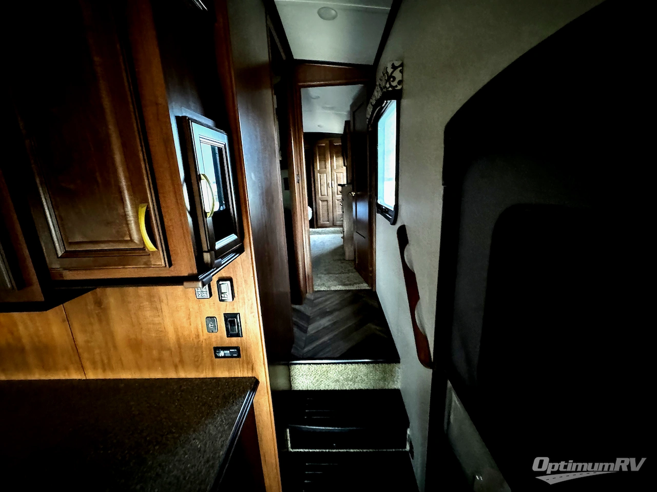 2017 Jayco North Point 315RLTS Photo 10