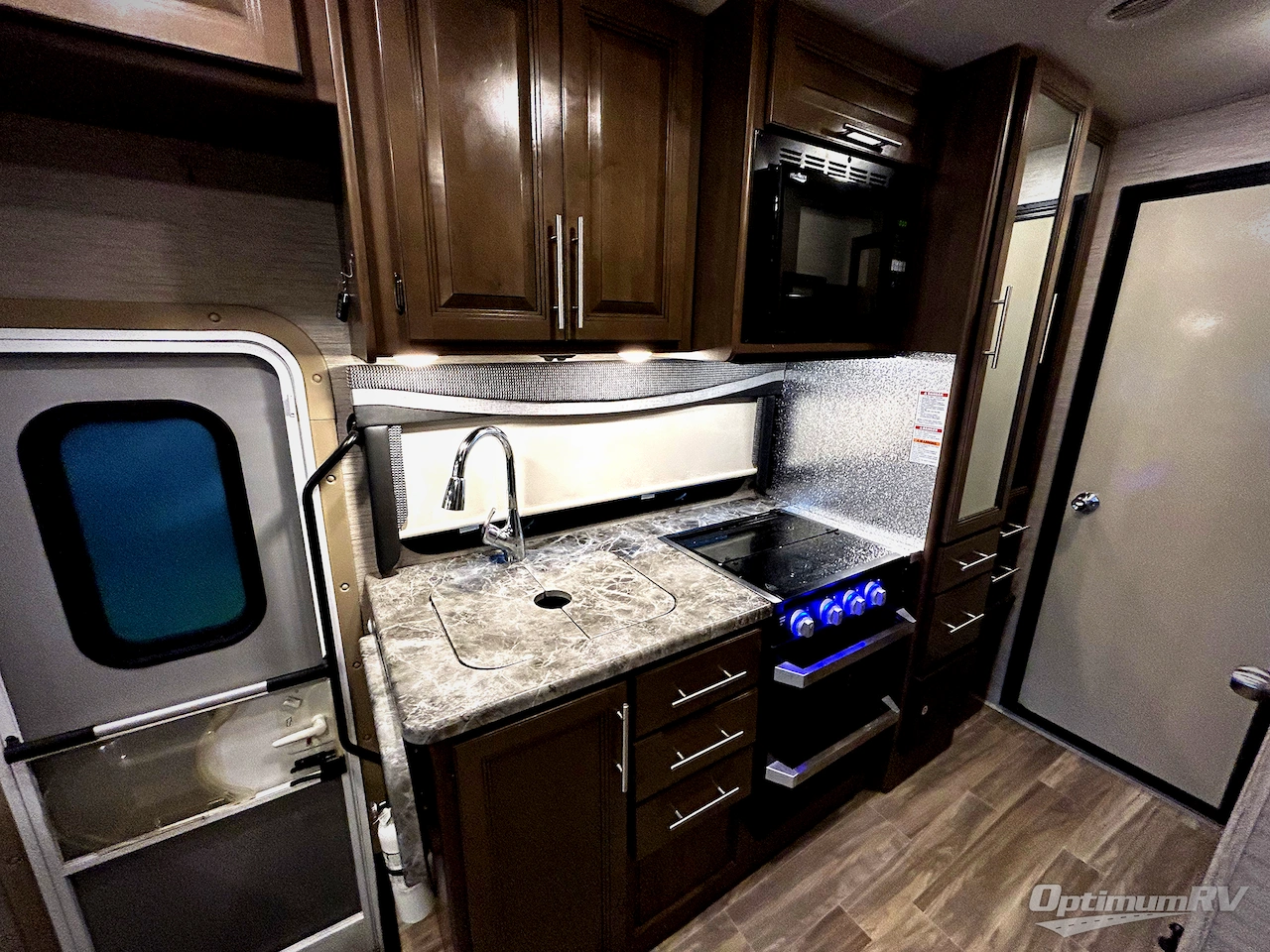 2021 Thor Outlaw 29J Photo 5