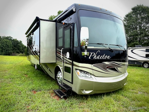 Used 2014 Tiffin Phaeton 36 GH Featured Photo