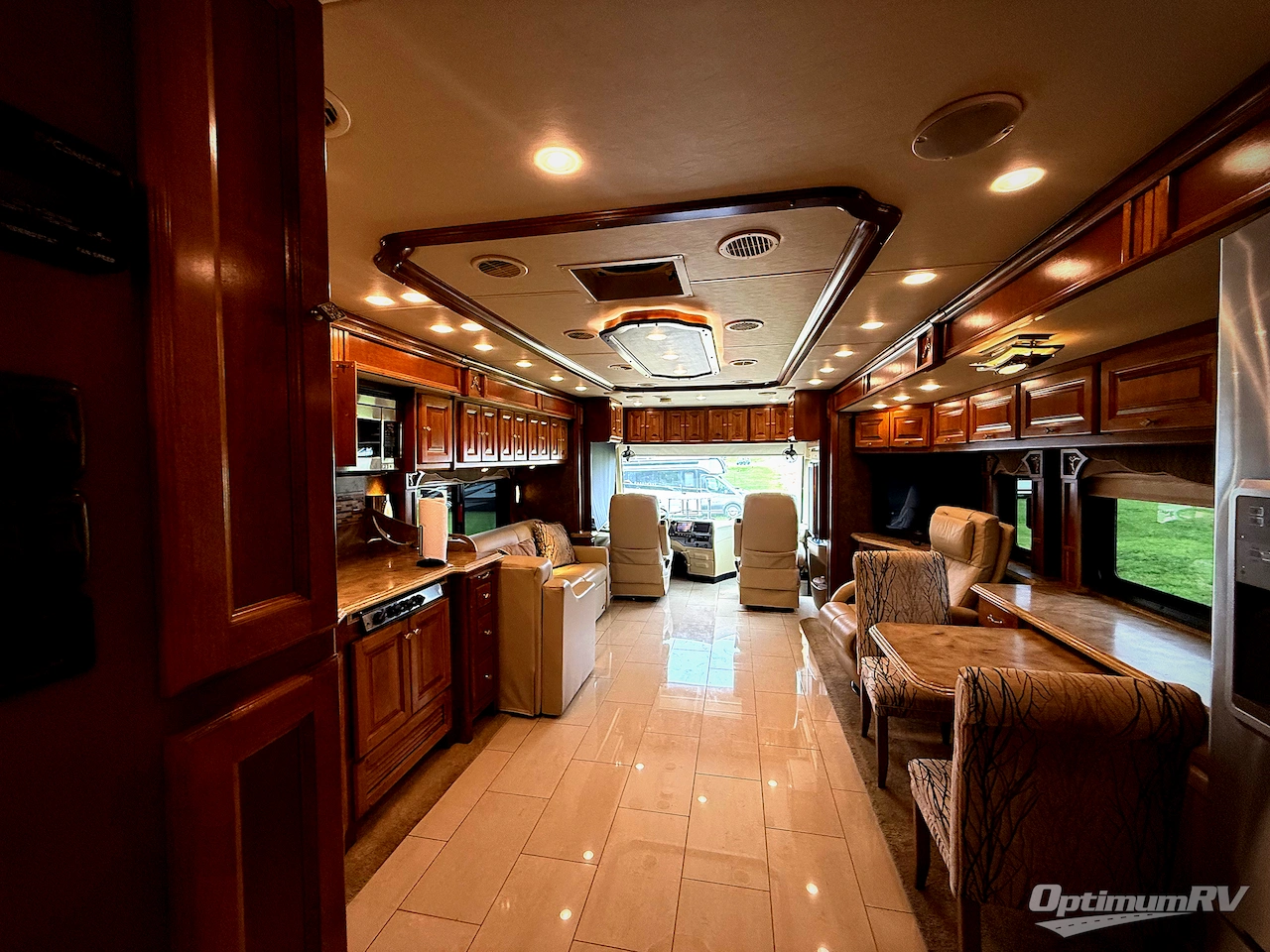 2014 Tiffin Phaeton 36 GH Photo 5