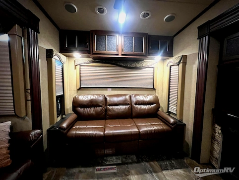 2015 Jayco Eagle Premier 321RLTS RV Photo 2