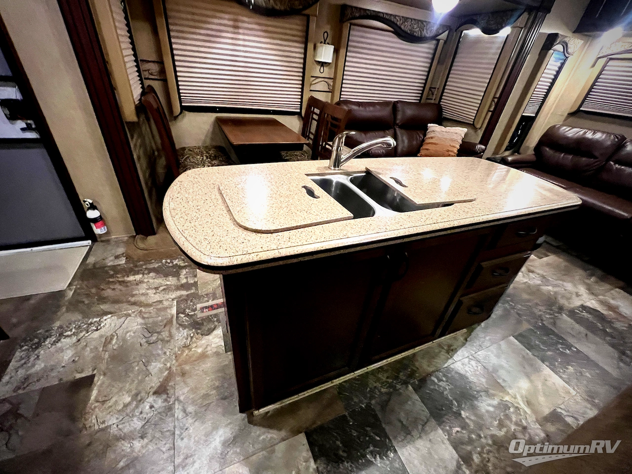 2015 Jayco Eagle Premier 321RLTS Photo 11
