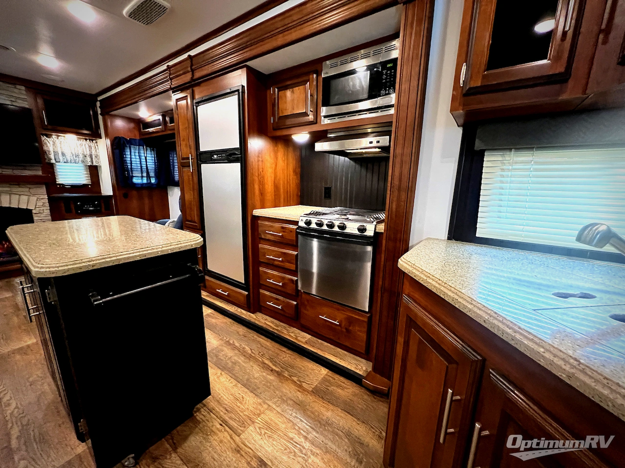 2017 Jayco Eagle 338RETS Photo 6