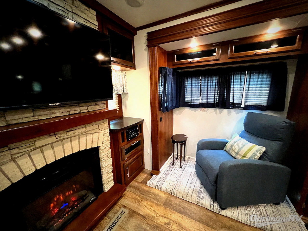 2017 Jayco Eagle 338RETS Photo 28